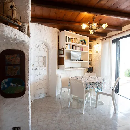 A Picco Sul Mare - Cala Creta Lampedusa