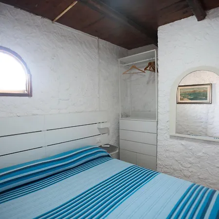 A Picco Sul Mare - Cala Creta